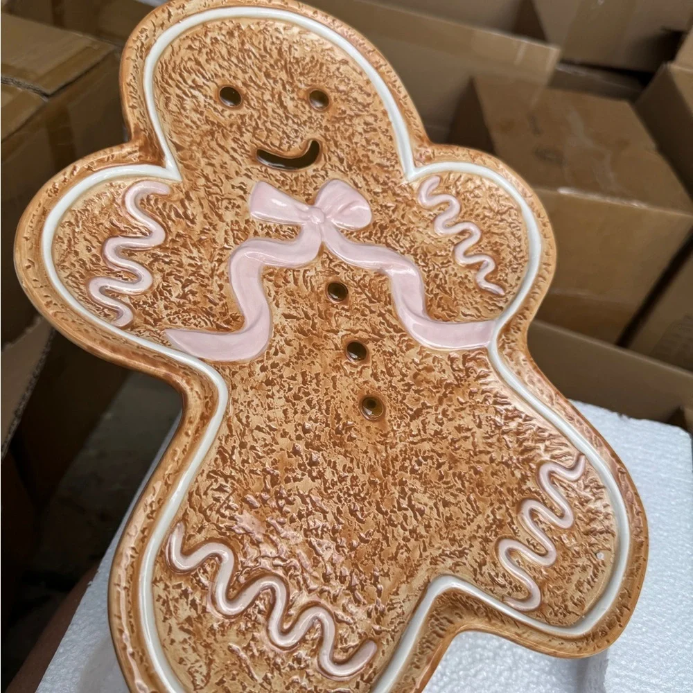 Festive Gingerbread Man Plate - Brown and White